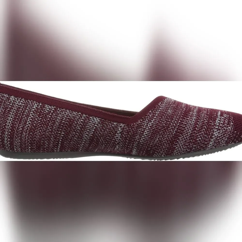 SoftWalk Women's Sicily Loafer Flat ballet shoe in burgundy size 7